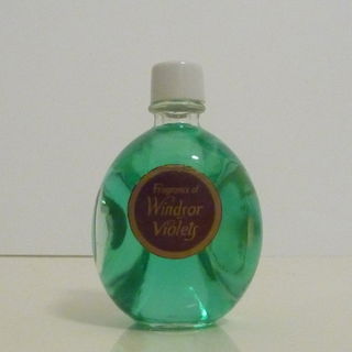 Windsor Violets by Lownds Pateman