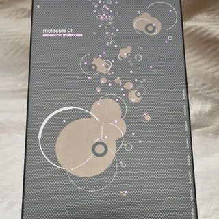 Molecule 01 von Escentric Molecules