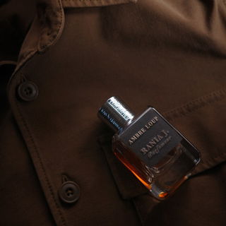 Ambre Loup von Rania J.