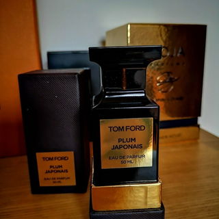 Plum Japonais by Tom Ford