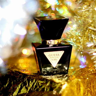 Seductive Noir (Eau de Toilette) - Guess