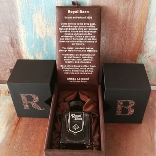 Royal Barn von Areej Le Doré