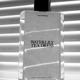 Waterlily Tea Dress (Eau de Parfum) / N°02 Waterlily Tea Dress by Zara