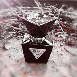 Seductive Noir (Eau de Toilette) - Guess