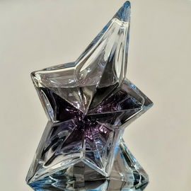 Angel - The New Star - Mugler