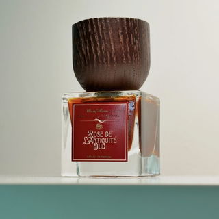 Rose de L'Antiquité Oud von Wasif Reza
