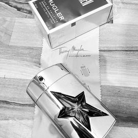 A*Men im Metal-Flask
