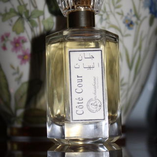 Côté Cour by Benchaâbane