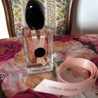 Sì (Eau de Parfum Rose Signature) - Giorgio Armani
