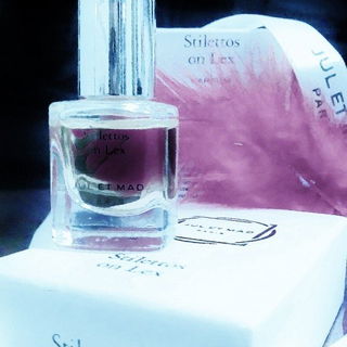 Stilettos on Lex - Jul et Mad