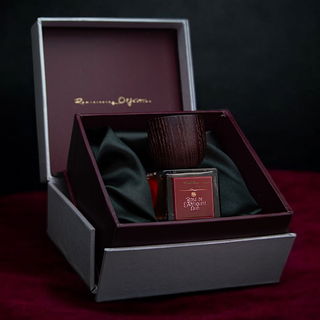 Rose de L'Antiquité Oud - Wasif Reza