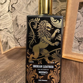 Iberian Leather - Memo Paris