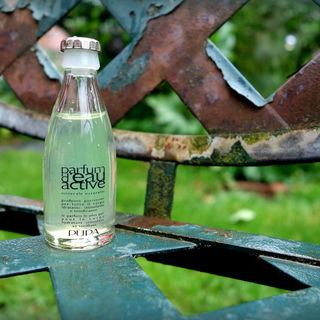 d'eau active = aktives Wasser :D    Flakon: Miniatur - Höhe 6.7 cm