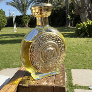 Opal von Boadicea the Victorious