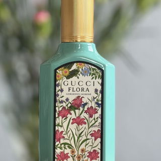 Flora Gorgeous Jasmine by Gucci