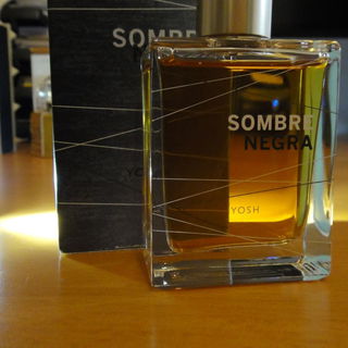 Sombre Negra (Eau de Parfum) by Yosh