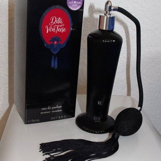 Dita von Teese von Dita von Teese