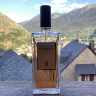 Fleurs d'oranger by Serge Lutens