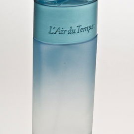 Love fills L'Air du Temps - Nina Ricci