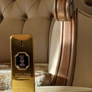 1 Million Golden Oud von Rabanne
