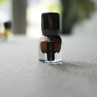 Royal Musk Attar von Areej Le Doré