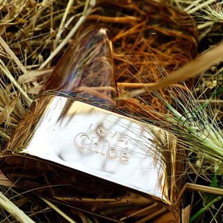 Love, Chloé von Chloé