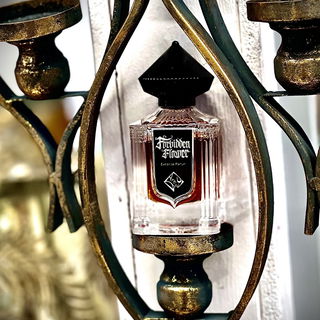 Forbidden Flower von Areej Le Doré