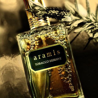 .... salbeisüßer Tabak - - betört auch die weiblichen Sinne .... :)