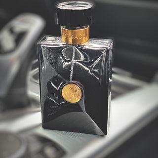 Versace pour Homme Oud Noir by Versace