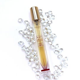 Lovefest Burning Cherry | 48 (Eau de Parfum) - Kayali