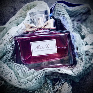 Miss Dior Absolutely Blooming by Dior