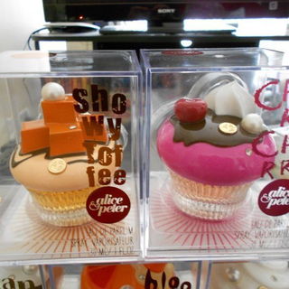 Showy Toffee von Alice & Peter