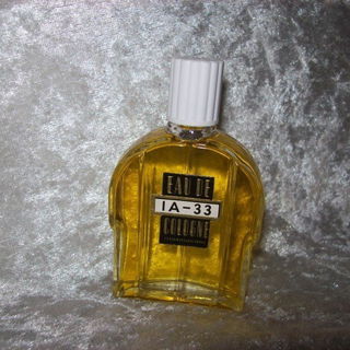 1A-33 (2012) by J.F. Schwarzlose Berlin