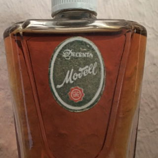 Modell von Decenta