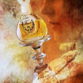 First (Eau de Toilette) - Van Cleef & Arpels