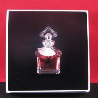 La Petite Robe Noire (Extrait de Parfum) von Guerlain
