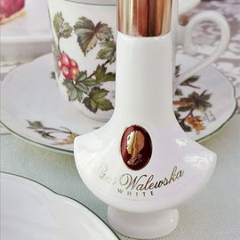 Pani Walewska - White - Miraculum