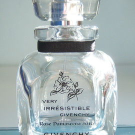 Very Irrésistible Givenchy Rose Damascena 2010 - Givenchy