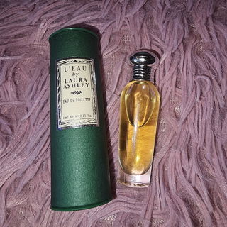 L'Eau by Laura von Laura Ashley