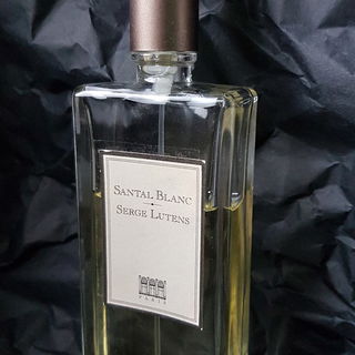 Santal blanc by Serge Lutens