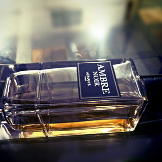 Ambre Noir - Adnan B.