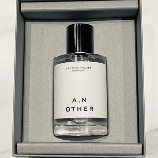 Crushed Velvet von A.N Other