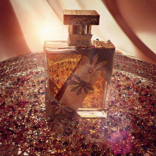 Vanille Orient by M. Micallef