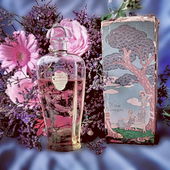 Irgendwann muss ich ein Bild machen, wo dieser wunderschöne Flakon noch mehr zur Geltung kommt. Ganz lieben Dank euch 🤗🙏 (by Gandix)