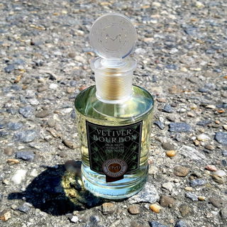 Vetiver Bourbon von Monotheme