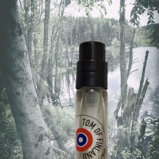 Hipster-Tom im Wald