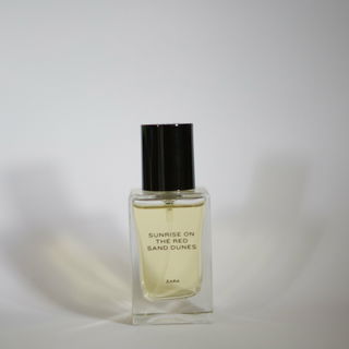 Sunrise on the Red Sand Dunes (Eau de Parfum) von Zara