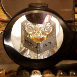 Duro (Oil-based Extrait de Parfum) - Nasomatto