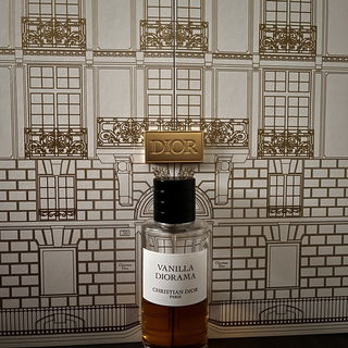 Vanilla Diorama - Dior