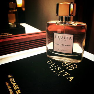 Le Sillage Blanc - Dusita